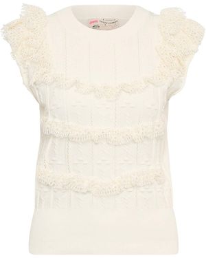 Maison Common Stricktop mit Rüschendeatils - Weiß