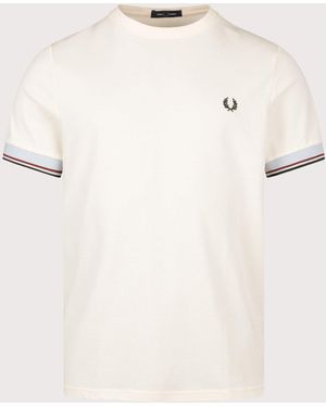 Fred Perry Regular Fit Twin Tipped Cuff T-Shirt - Natural