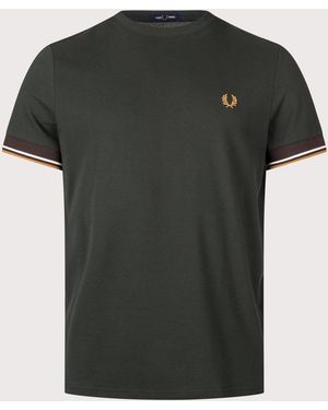 Fred Perry Regular Fit Twin Tipped Cuff T-Shirt - Green