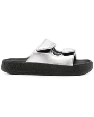 Veja Etna Touch-Strap Flat Sandals - Black