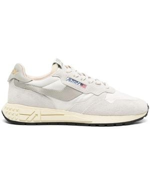 Autry Trainers - White