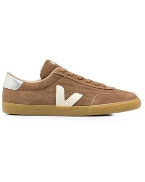 Veja Sneakers - Brown