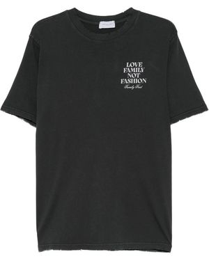 FAMILY FIRST Slogan-Print T-Shirt - Black