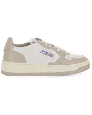 Autry Medalist Low-Top Sneakers - White