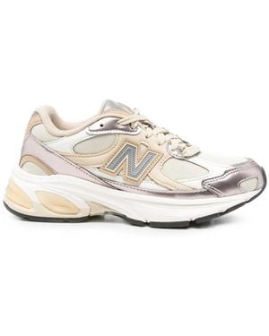 New Balance Panelled Lace-Up Trainers - White