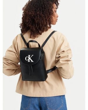 Calvin Klein Rucksack Bold Ck Flap Mini Backpack Lv04F3893G - Schwarz