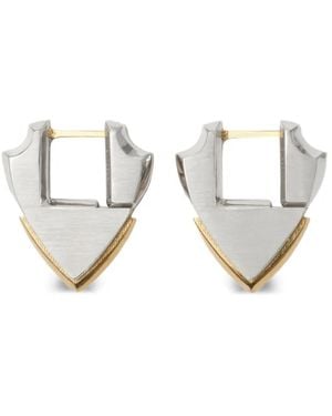 BURBERRY シールドキュービックジルコニアピアス Burberry シールド キュービック ジルコニア ピアス メタリック | Lyst