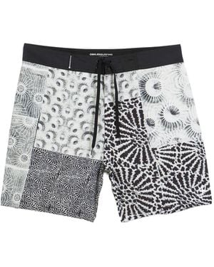 Osklen Patchwork Floral Shorts - Grey
