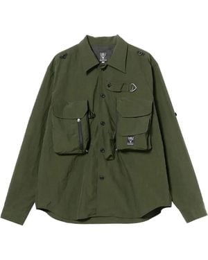 South2 West8 Camisa con parche del logo - Verde