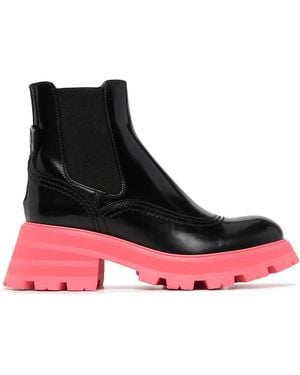 McQueen Two-Tone Chelsea Boots - Red