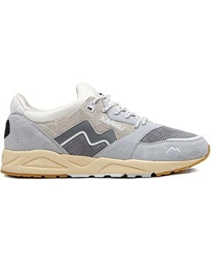 Karhu Aria 95 "lunar Rock Foggy Dew" スニーカー - ホワイト