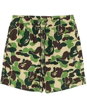 A Bathing Ape Graphic-Print Shorts - Green
