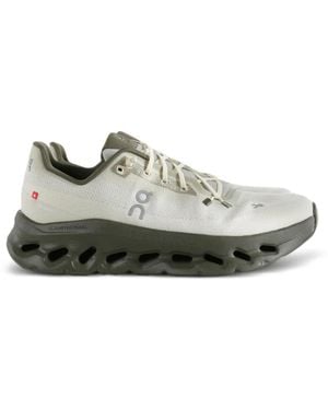 On Shoes Cloudtilt Sneakers - White