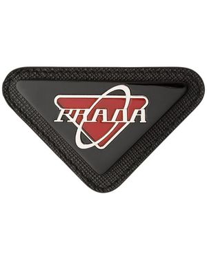 Prada Spilla triangolare con logo rosso - Nero