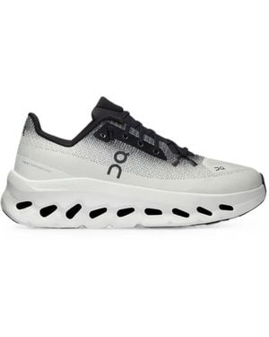 On Shoes Cloudtilt Trainers - White