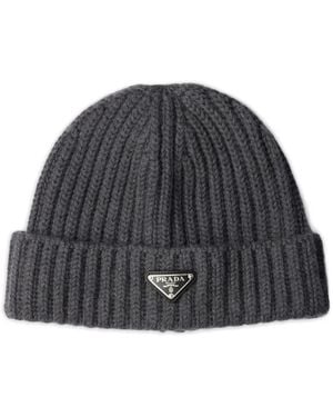 Prada Muts Met Logo-Plakkaat - Grijs