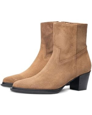 Poche Paris Pointed-Toe Ankle Boots - Brown