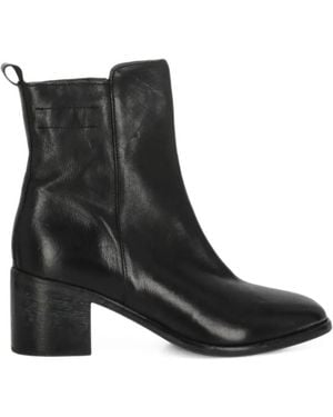 Moma Side-Zip Leather Ankle Boots - Black