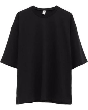 Baserange Short-Sleeve T-Shirt - Black