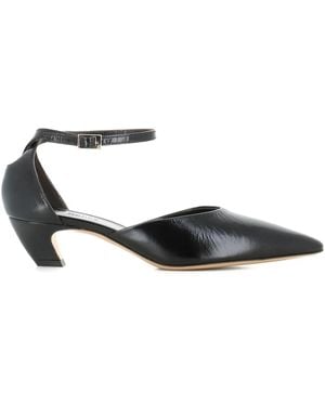 Le Monde Beryl Ankle-Strap Pointed-Toe Court Shoes - Black