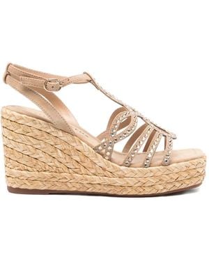 Alma En Pena. Sandalias estilo alpargatas con apliques - Neutro