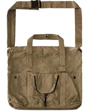 C.P. Company ポケットディテールトートバッグ C.P. Company ポケットディテール ハンドバッグ | ブラック | FARFETCH JP