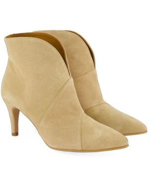 Toral Shoes Suede Pointed-Toe Ankle Boots - Natural