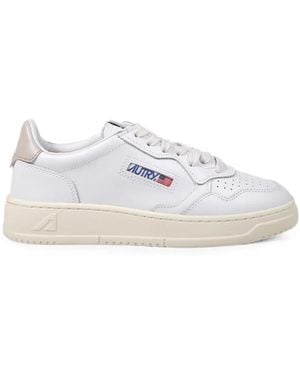 Autry Medalist Low Perforated-Toe Sneakers - White