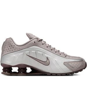 Nike Shox R4 "Cave Stone" Sneakers - Gray