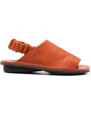 Trippen Geraffte Nudge Pumps - Rot