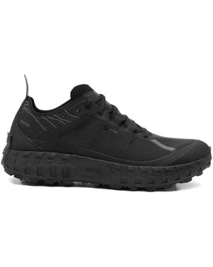 Norda 001A Trainers - Black