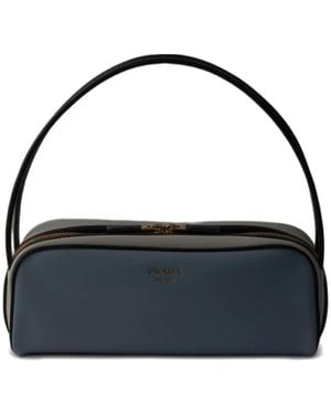 【新作】PRADA スウィングショルダーバッグ グリーン系 レザー Prada Swing ショルダーバッグ | グリーン | FARFETCH JP