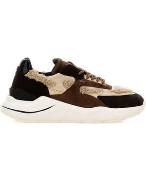 Date Shiny leather teddy sneakers - Marrón