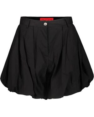 Thelatest Pleated Shorts - Black