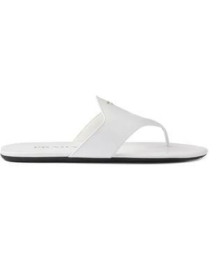 Prada Flache Sandalen mit Riemen - Weiß