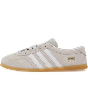 adidas Gazelle Lo Pro Sneakers mit Streifen - Weiß