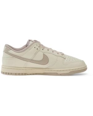 Nike Dunk Low Retro Trainers - White