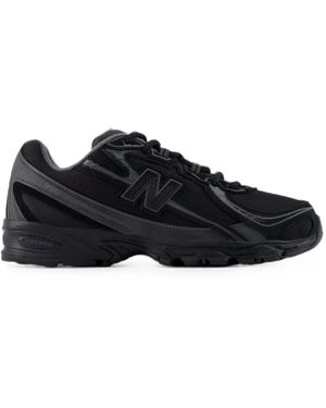 New Balance 740 Shoes - Black