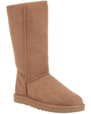 UGG Shearling Boot - Brown