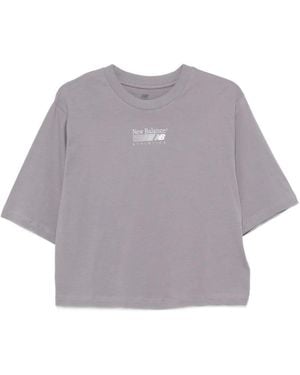 New Balance Trackside Logo-Embroidery Cropped T-Shirt - Gray