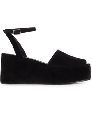 12 STOREEZ Fonda Platform Sandals - Black
