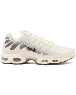 Nike Air Max Plus Trainers - Natural