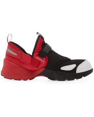 Nike Trunner Lx Touch-Strap Quilted Sneakers - Red