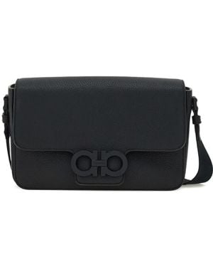 Ferragamo Schoudertas Met Gancini-Gesp - Zwart
