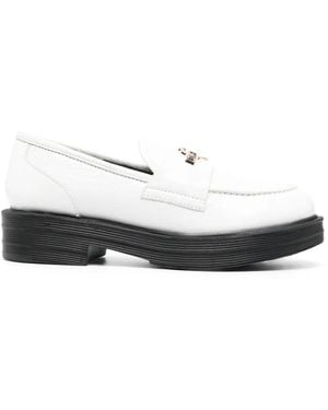 Love Moschino Contrasting-Sole Logo Plaque Loafers - White