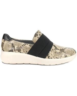 Clarks Snake Strap Kayleigh Slip-On - Natural