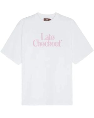 Late Checkout T-Shirt Met Logoprint - Wit