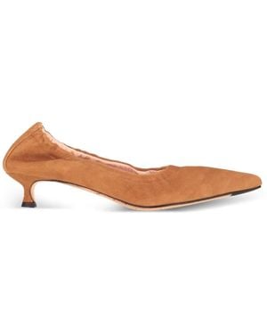 LA ROSE Elasticated Pointed-Toe Court Shoes - Brown
