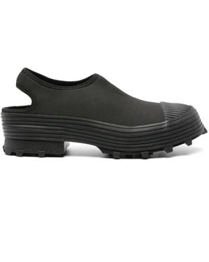 CAMPERLAB Traktori Clogs - Schwarz