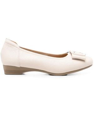 Linda Baumann Buckle-Detail Ballet Flats - Natural